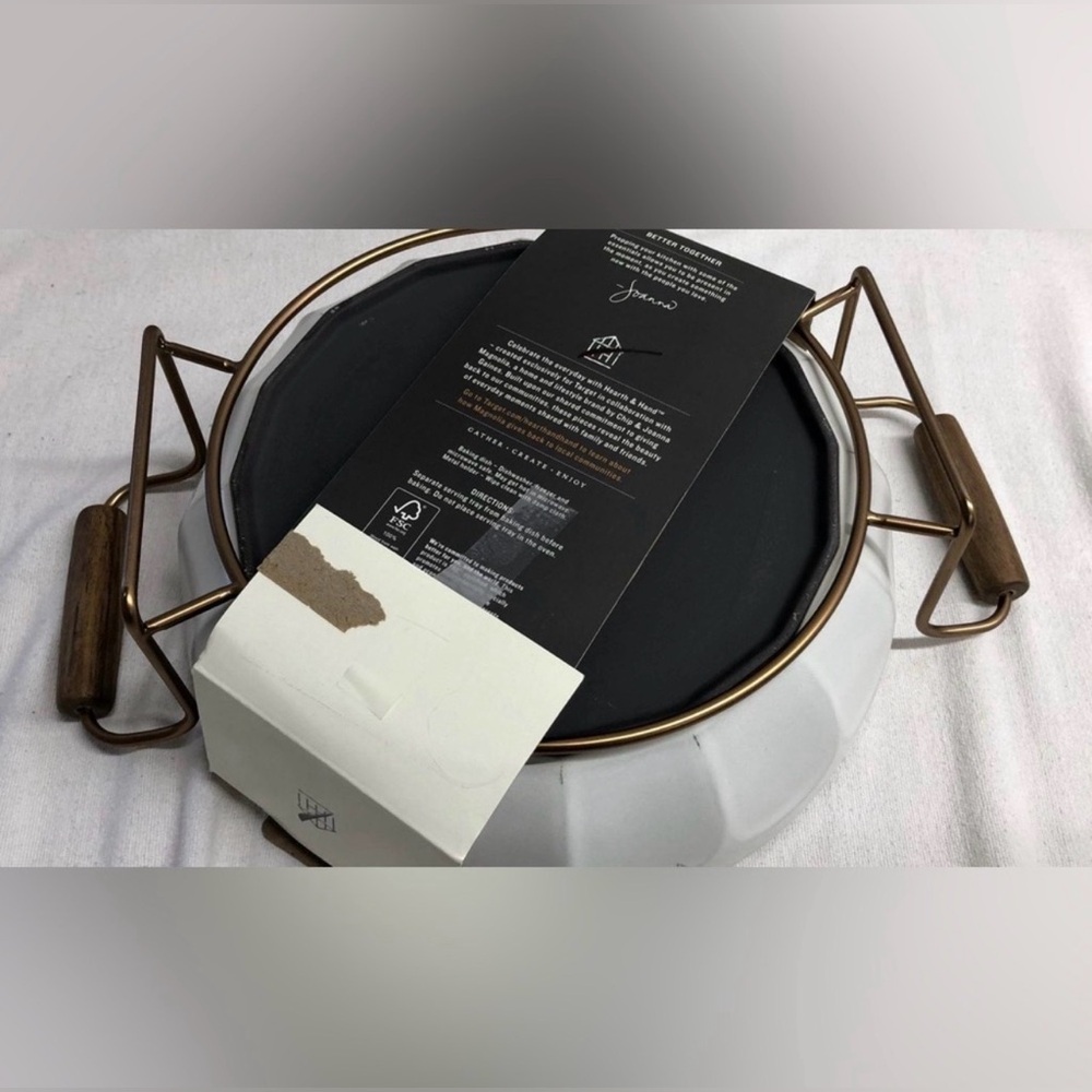 NEW 3 Qt Oven-to-Table Stoneware Baking Dish Set Cradle Carrier Holiday Cooking - Picture 6 of 8